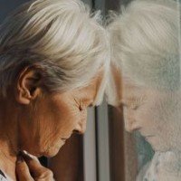 Quina és la relació entre la soledat no desitjada i la malaltia?