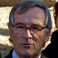Trias quiere aumentar hasta un 15% los presupuestos sociales