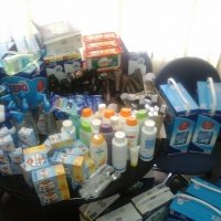 Donación de productos de la Asociación La Nau